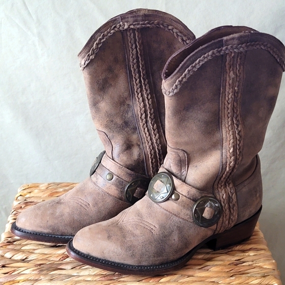 Matisse Shoes - Matisse Brown Heeled Boots